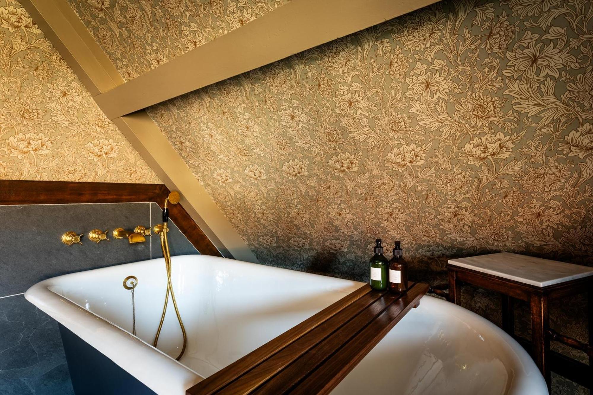 Old Town Luxury, By The Sea * Scarborough